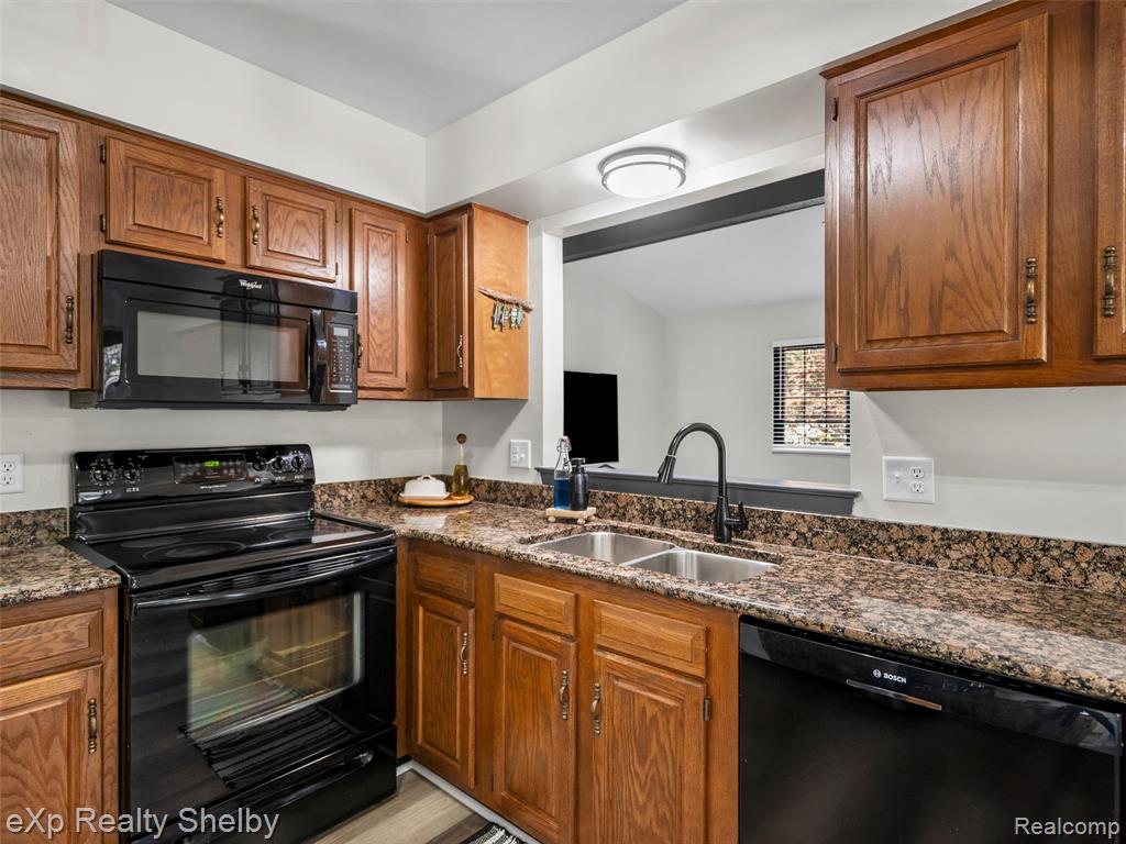 52873 D W Seaton Drive, New Baltimore, MI 48047 — Photo 14