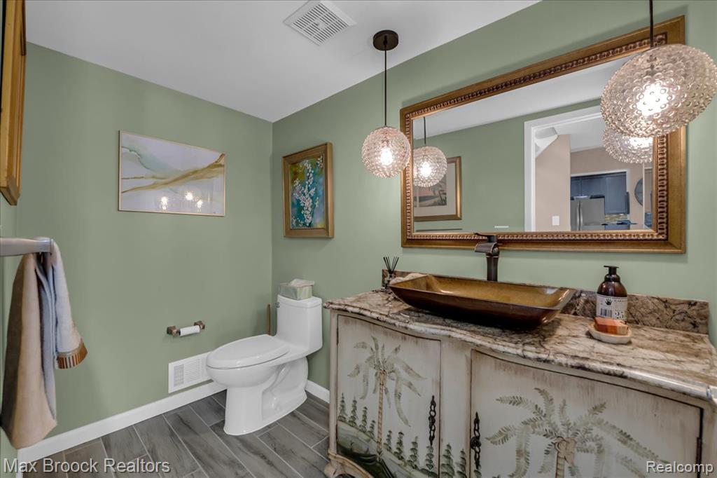 5415 Fairway Lane, West Bloomfield, MI 48323 — Photo 14