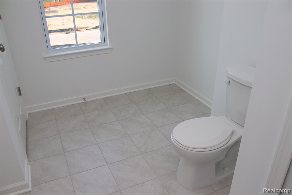 7296 Evergreen Trail, Almont, MI, 48003