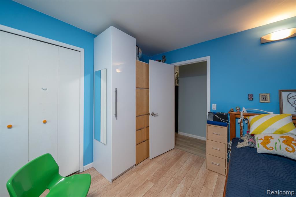 24729 SARAH FLYNN, Novi, MI — Photo 55