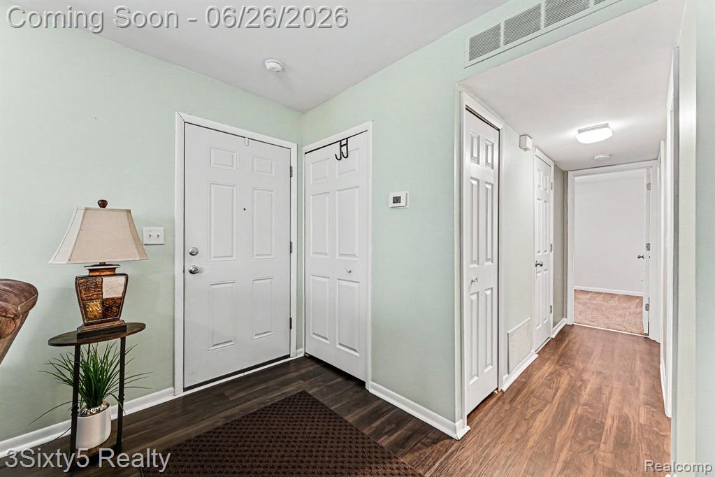 6836 New Providence Way, Canton, MI 48187 — Photo 10