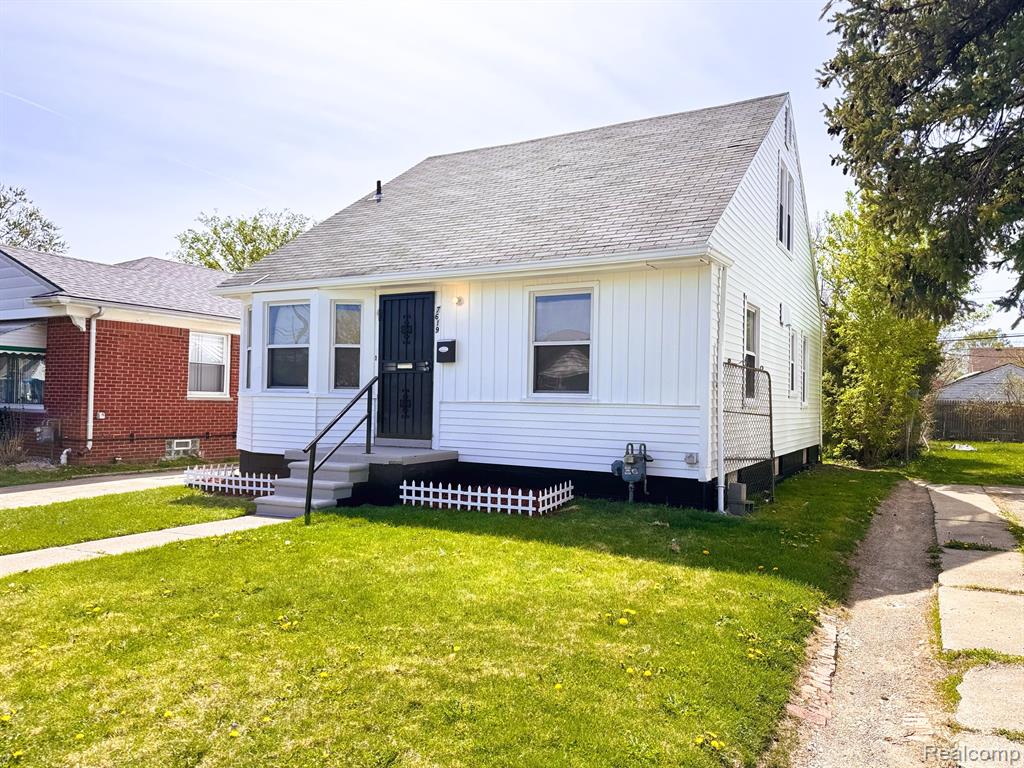 7619 ASHTON Avenue, Detroit, MI 48228 — Photo 5