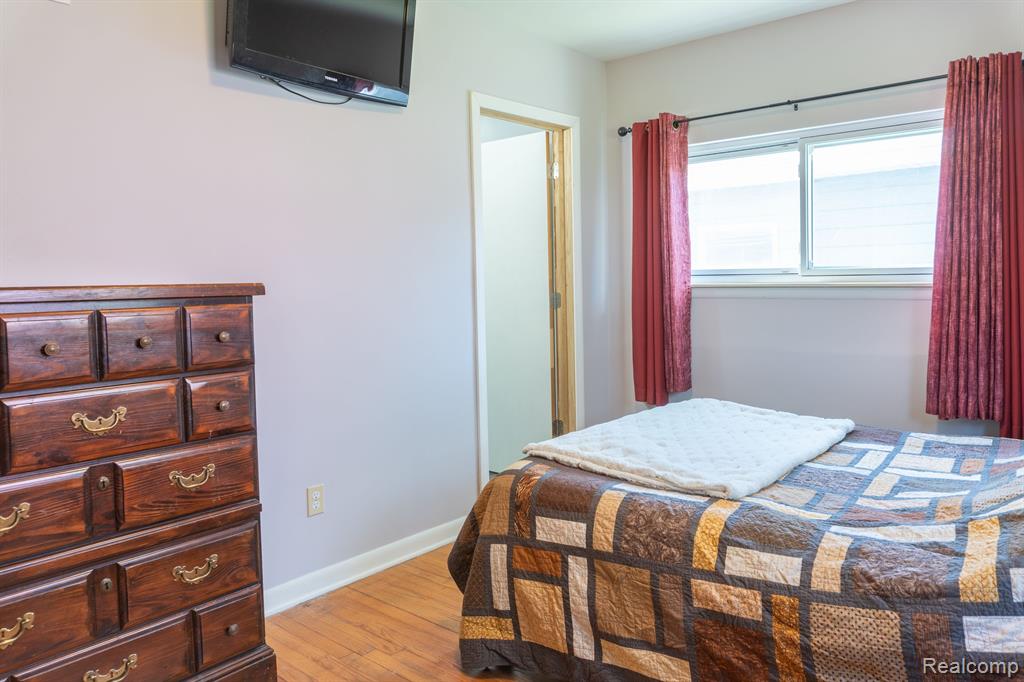 2546 CARLTON Drive, Ann Arbor, MI 48108 — Photo 12