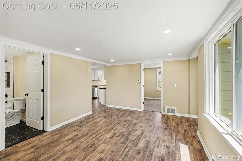 8070 Grand Blanc Road, Swartz Creek, MI 48473 — Photo 7