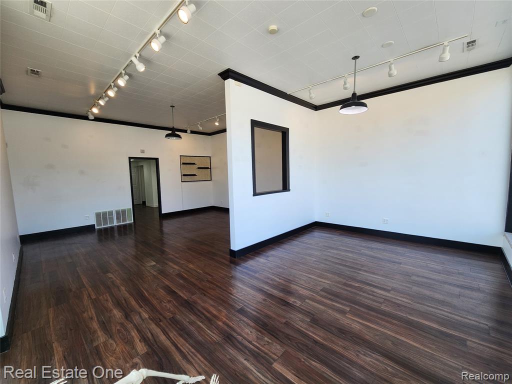 4105 12 Mile Road, Berkley, MI 48072 — Photo 6