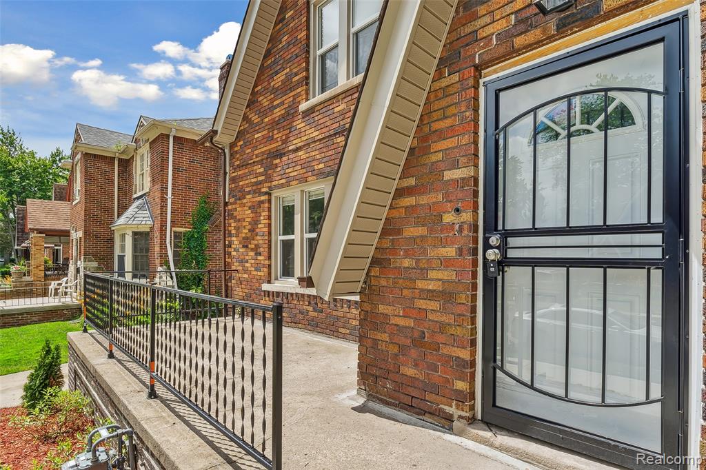 4835 BEDFORD Street, Detroit, MI 48224 — Photo 5