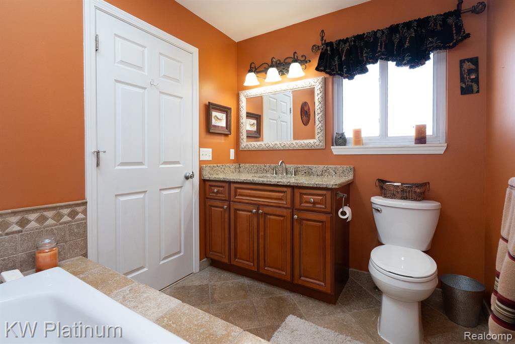 48218 Harbor Drive, Chesterfield, MI 48047 — Photo 44