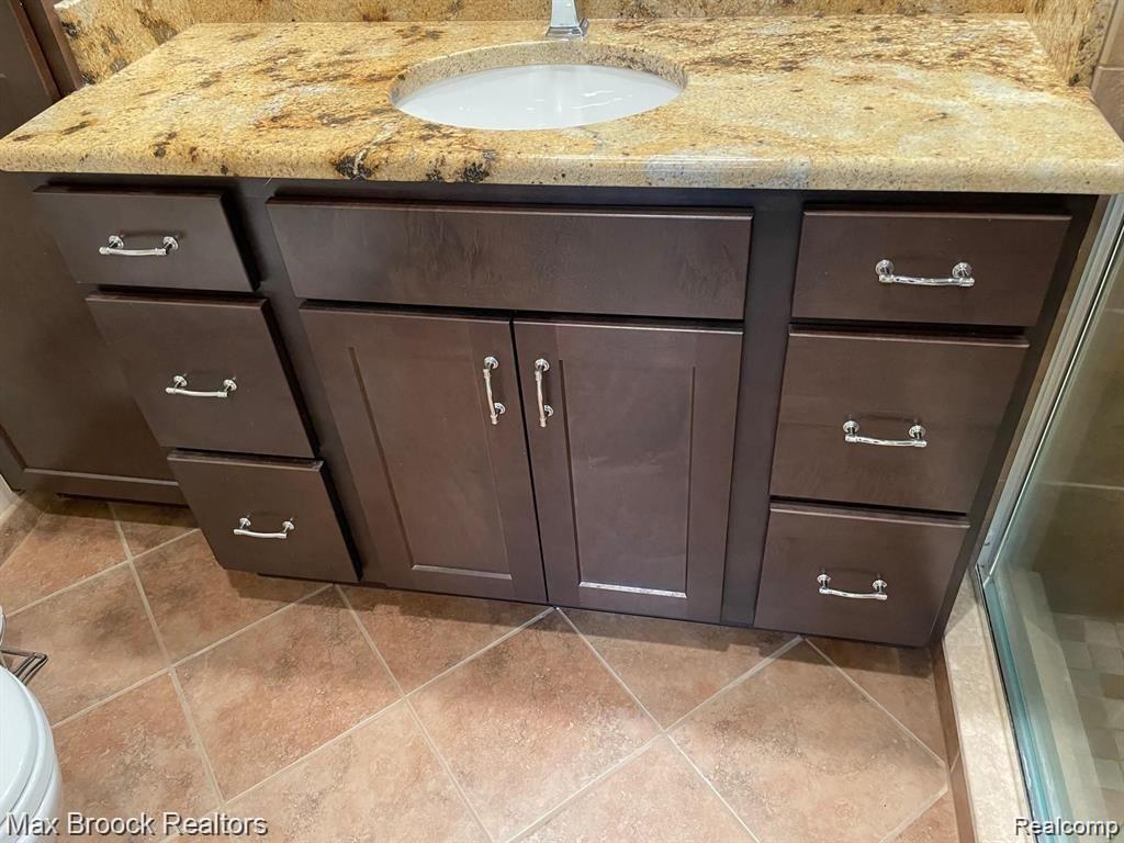 4585 Laurel Club Circle, West Bloomfield, MI 48323 — Photo 10
