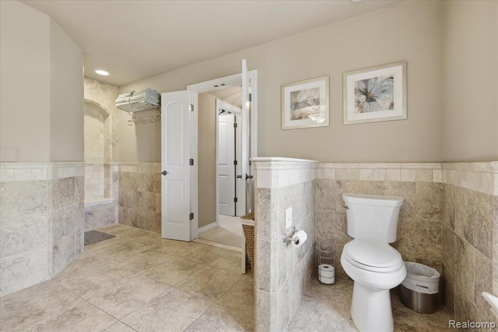 9095 S Saginaw Road, 8, Grand Blanc, MI 48439 — Photo 34