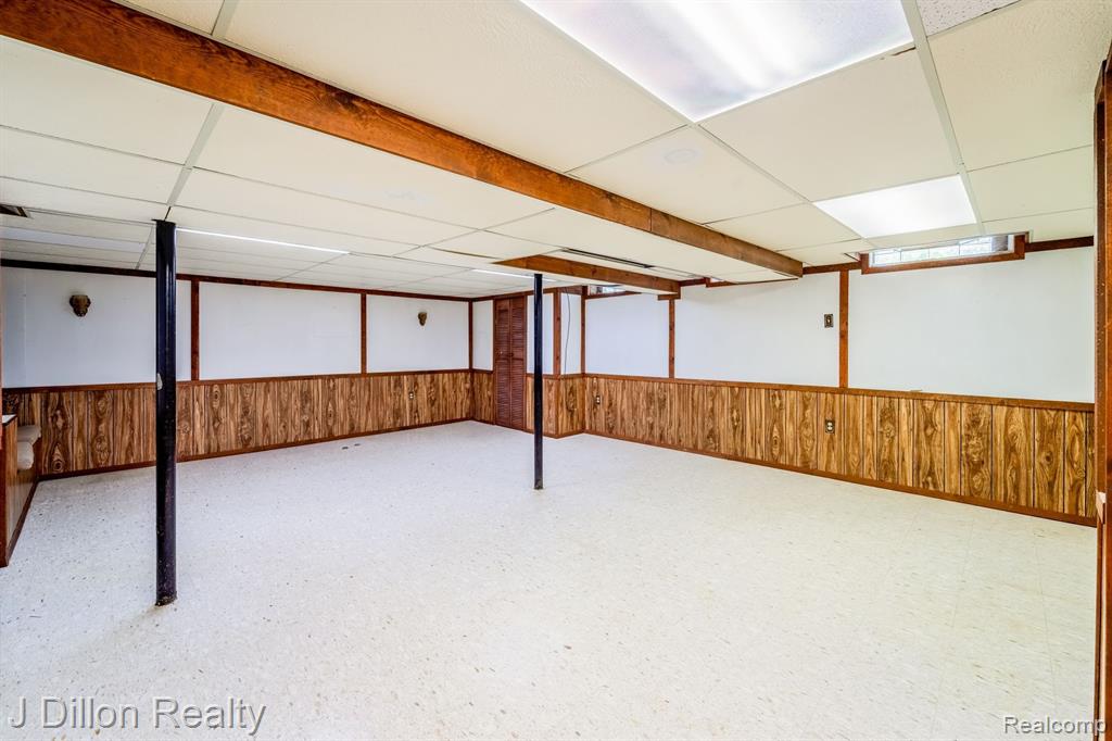 9121 TAVISTOCK Drive, Plymouth, MI 48170 — Photo 42