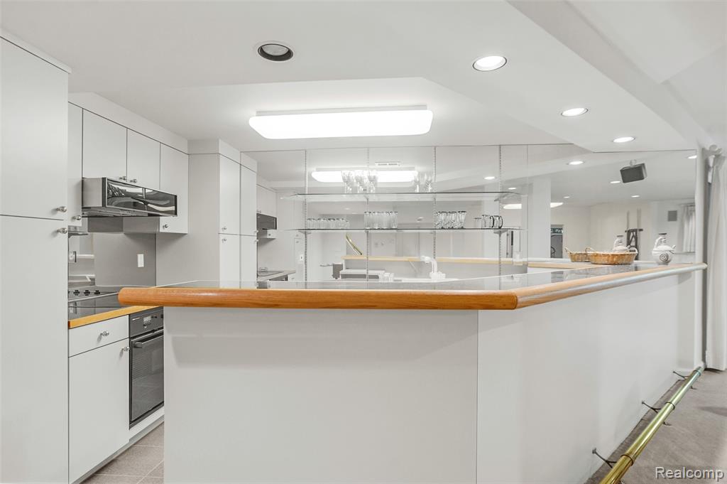 5575 Forman Drive, Bloomfield Hills, MI 48301 — Photo 50