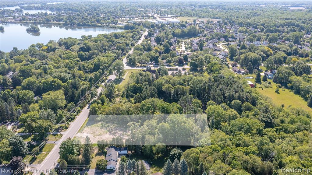 47657 W HURON RIVER DRIVE Drive, Van Buren, MI 48111 — Photo 3
