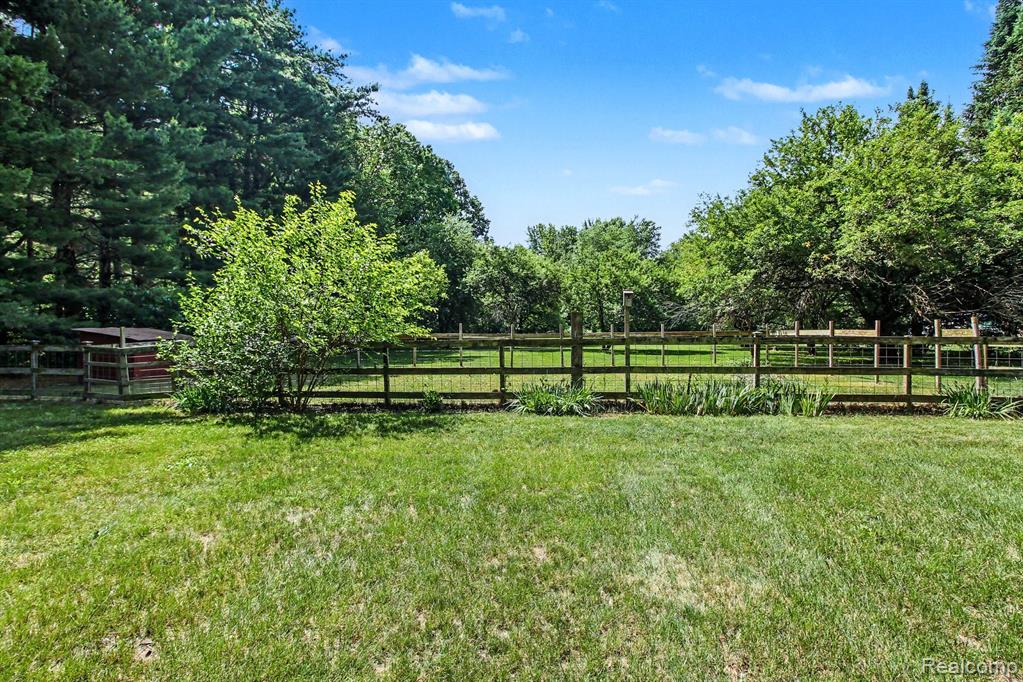 4786 E Allen Road, Webberville, MI 48892 — Photo 21