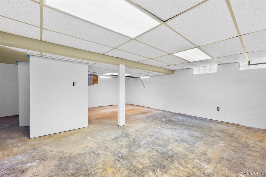 13750 Kingston Street, Oak Park, MI 48237 — Photo 25