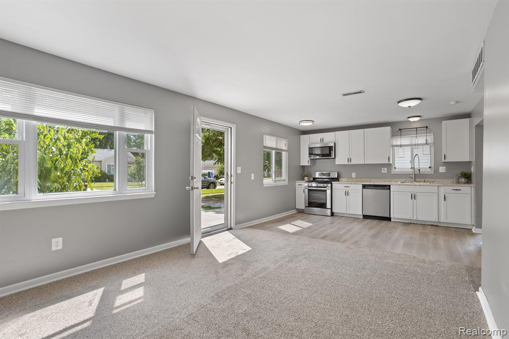 6730 MARVIN Street, Taylor, MI — Photo 2