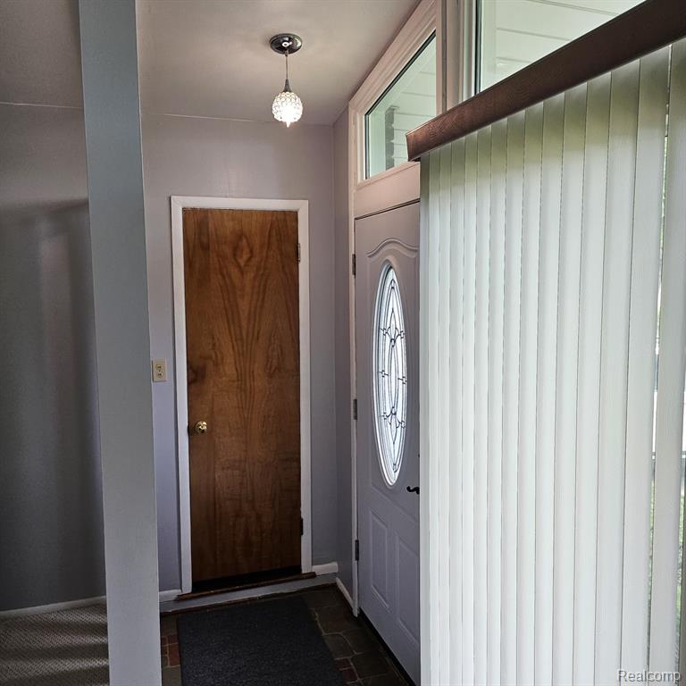 413 Thors Street, Pontiac, MI 48342 — Photo 7