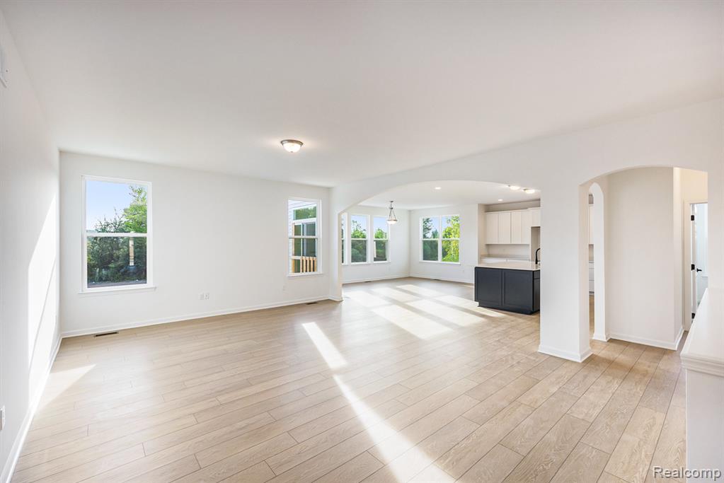 71721 Hidden River Drive, Armada, MI — Photo 2