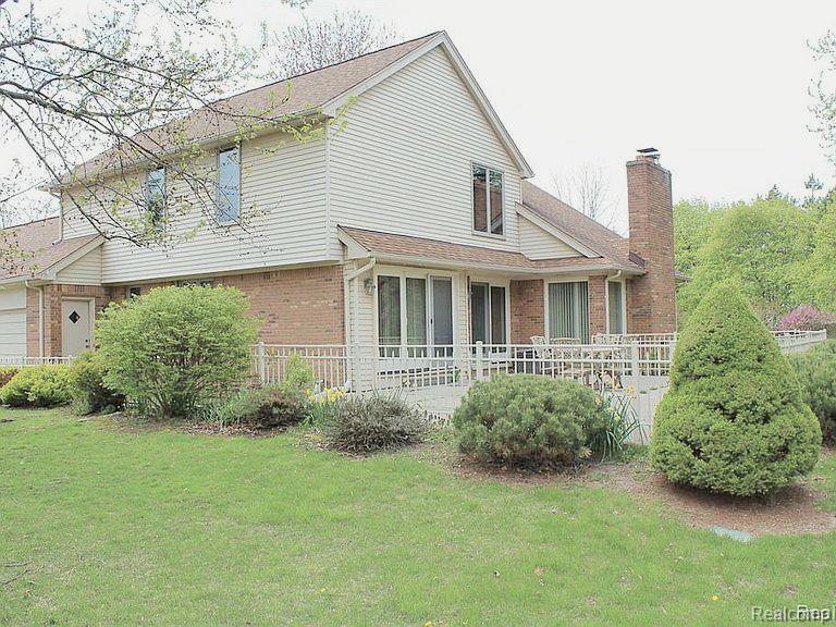 4748 TIPTON Drive, Troy, MI 48098 — Photo 5