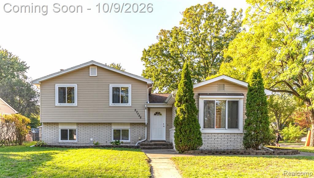 27755 Clarita Street, Livonia, MI 48152
