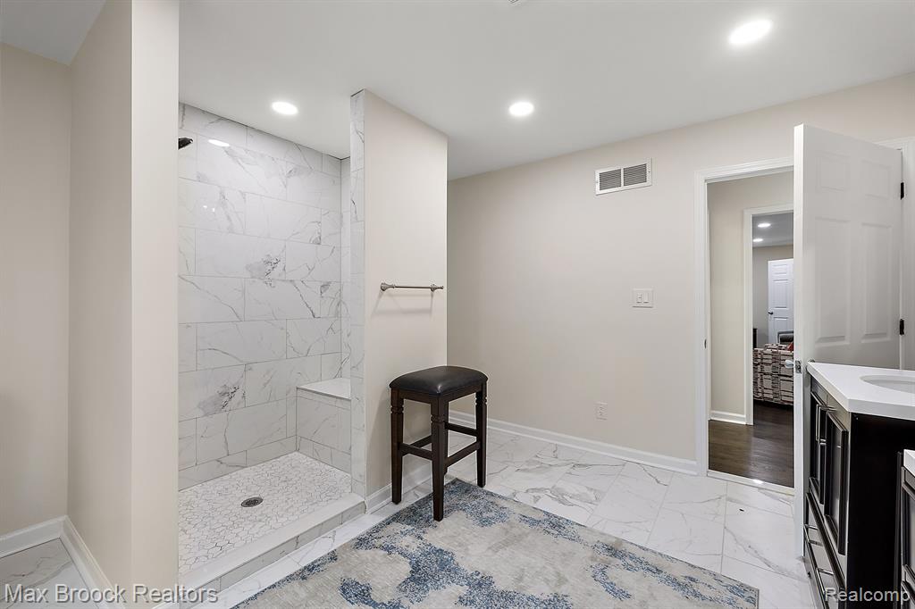 4573 Ranch Lane, Bloomfield Hills, MI 48302 — Photo 12