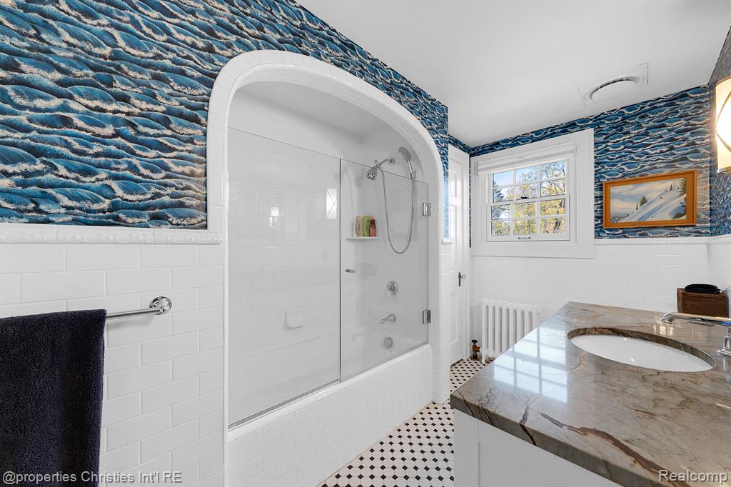 991 N Glenhurst Drive, Birmingham, MI 48009 — Photo 40
