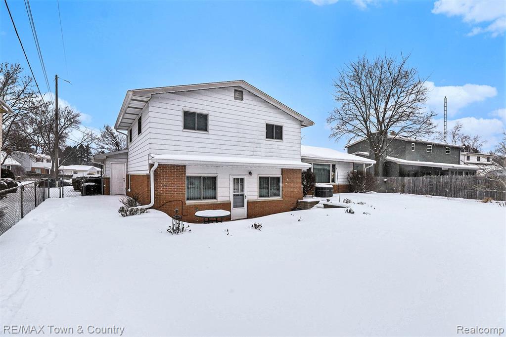426 Bellewood Drive, Flushing, MI 48433 — Photo 24
