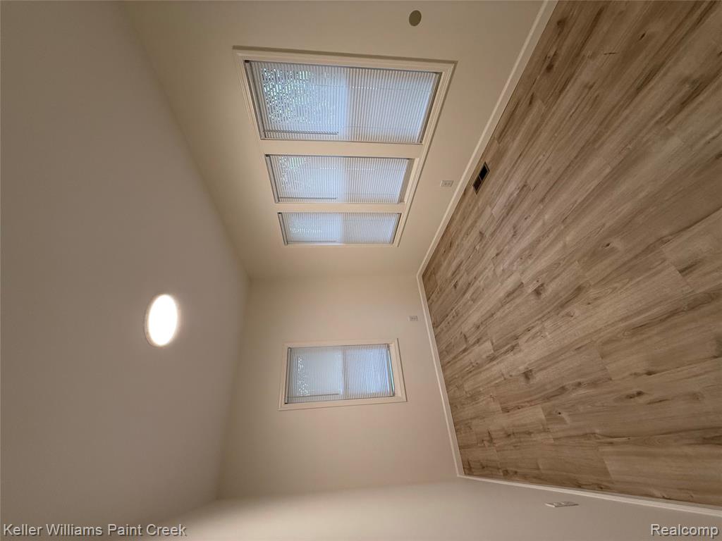 410 E 12 Mile Road, Royal Oak, MI 48073 — Photo 16