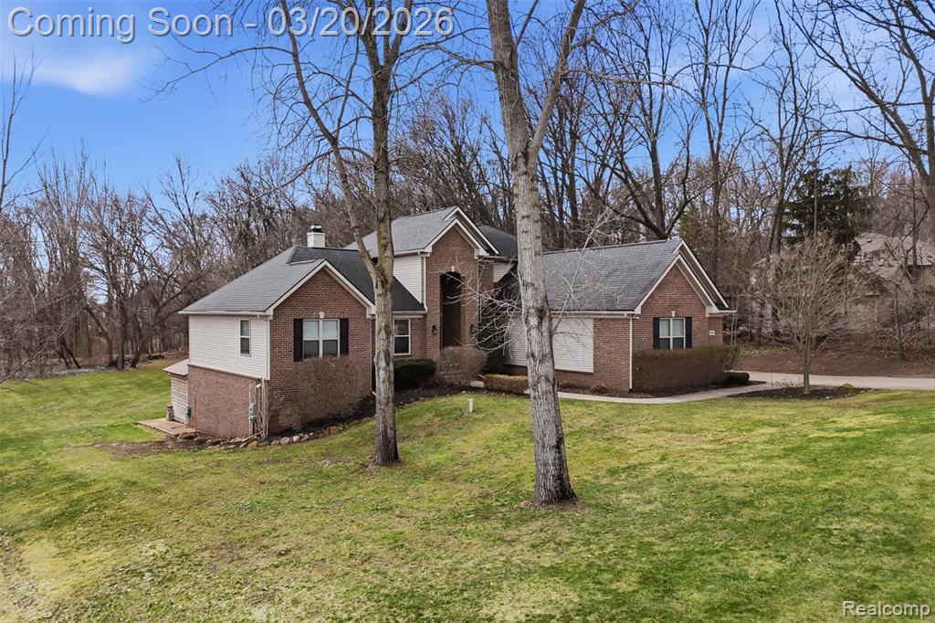 10487 Piedmont Drive, Brighton, MI 48114 — Photo 55