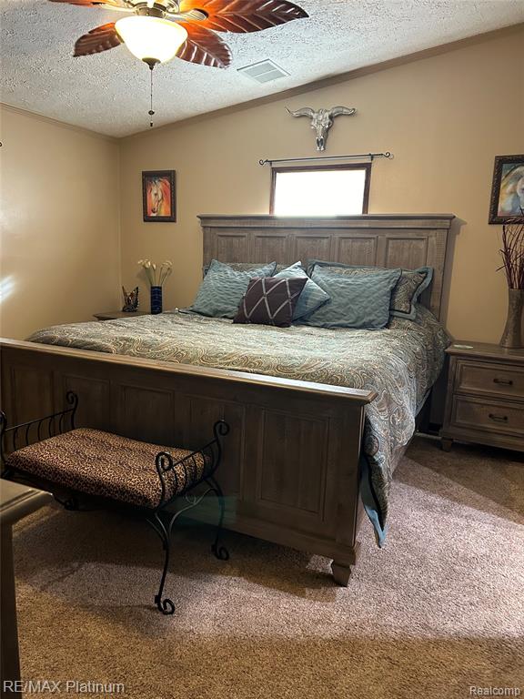 5740 Iroquois Drive, Howell, MI 48843 — Photo 6