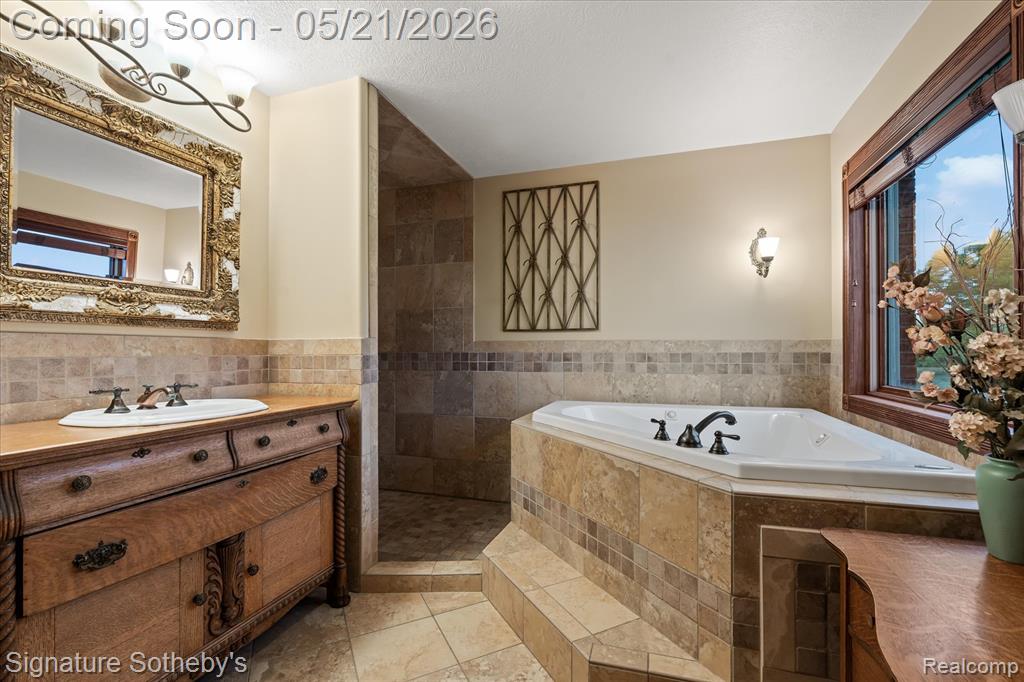 6831 Price Lake Road N, Jackson, MI 49201 — Photo 29