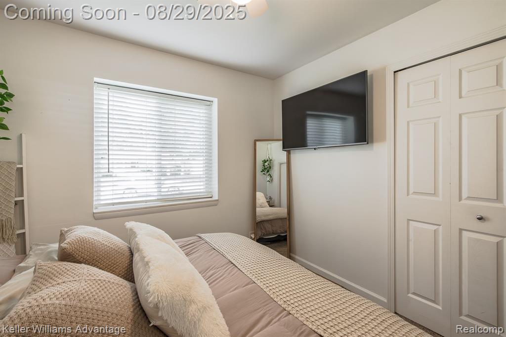 934 Prince Street, Milford, MI 48381 — Photo 18