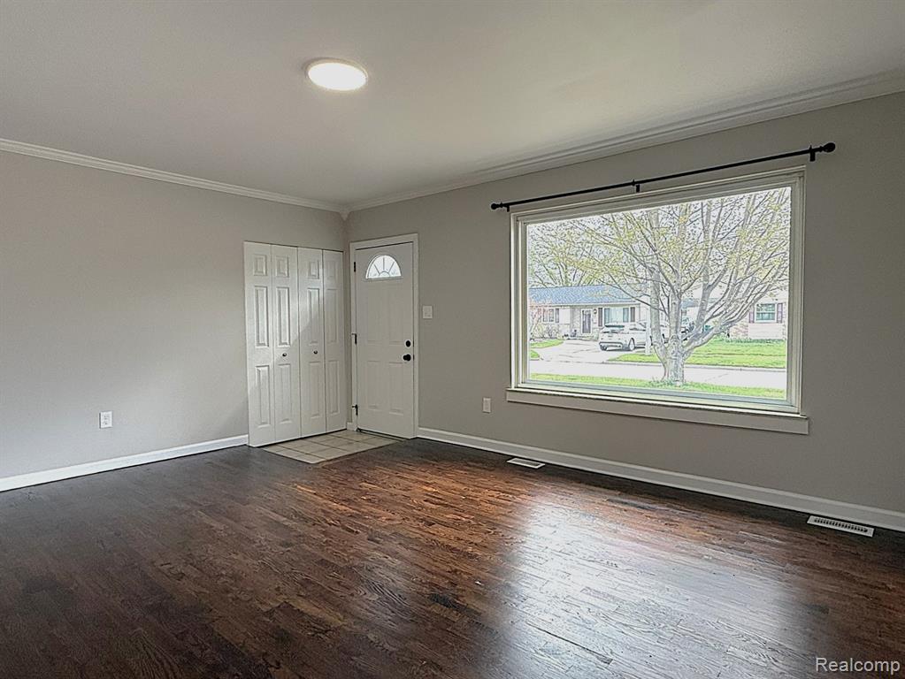 9662 Hamilton Street, Van Buren, MI 48111 — Photo 2