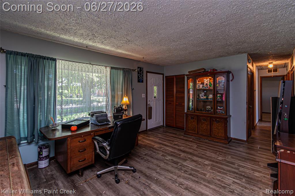 20510 Luna Street, Clinton Twp, MI 48035 — Photo 7