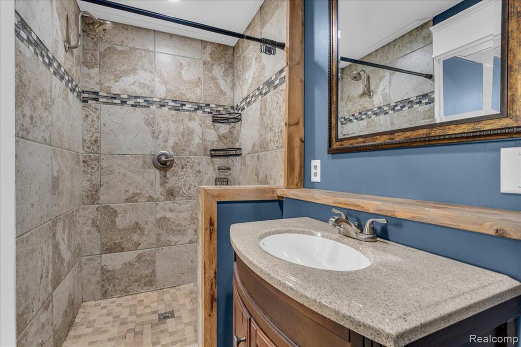 27520 West Road, New Boston, MI 48164 — Photo 28