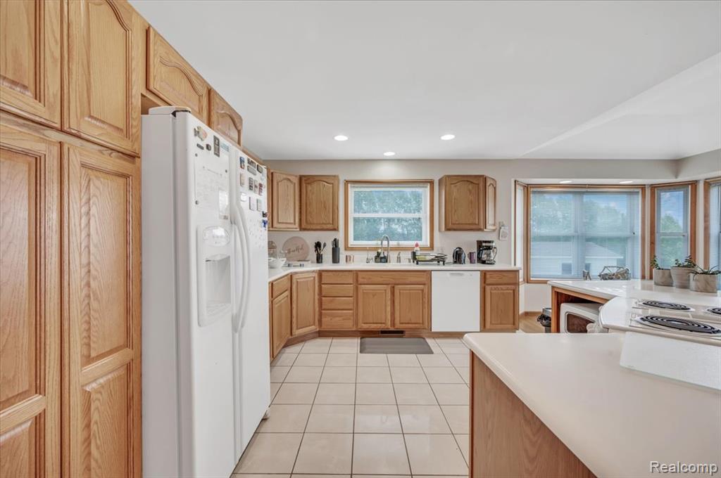 2551 Marathon Road, Lapeer, MI 48446 — Photo 14