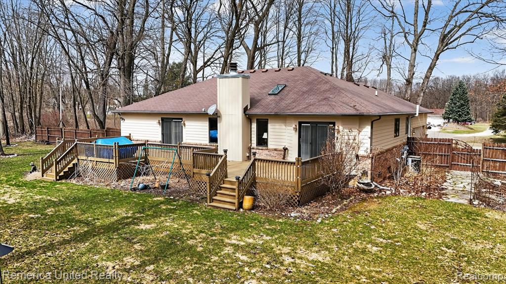 660 E Allen Road, Howell, MI 48855 — Photo 51