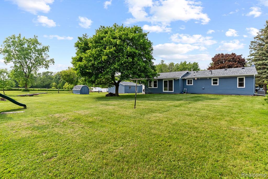 7287 Ray Road, Swartz Creek, MI 48473 — Photo 34