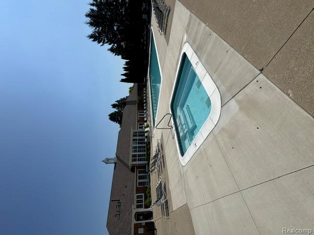56543 Scotland Boulevard, Utica, MI 48316 — Photo 18