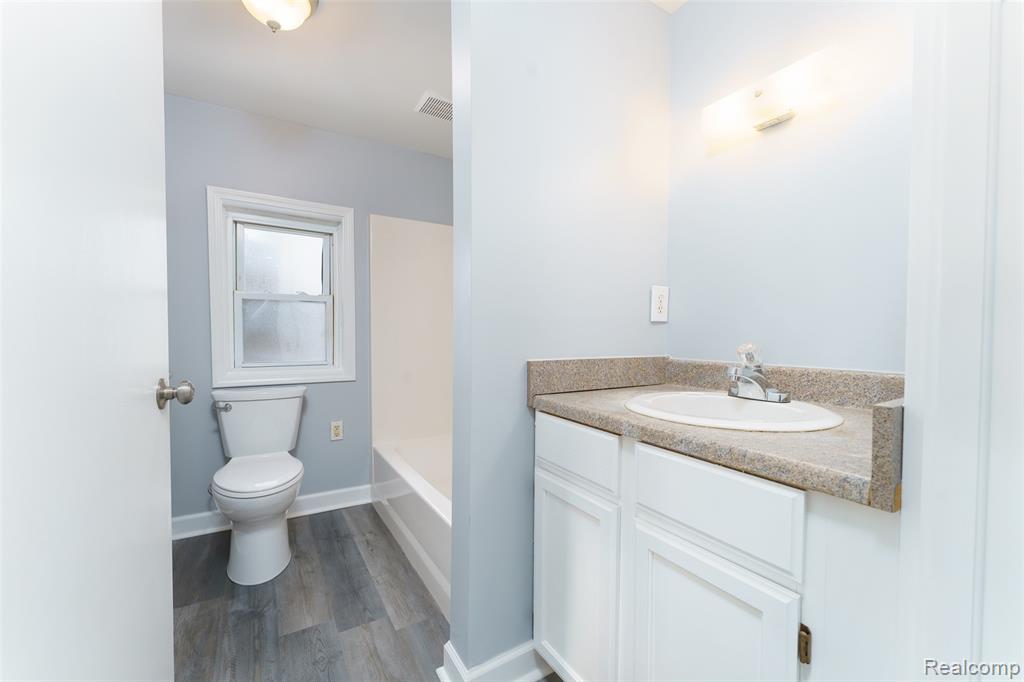 320 N Hibbard Street, Fowlerville, MI 48836 — Photo 12