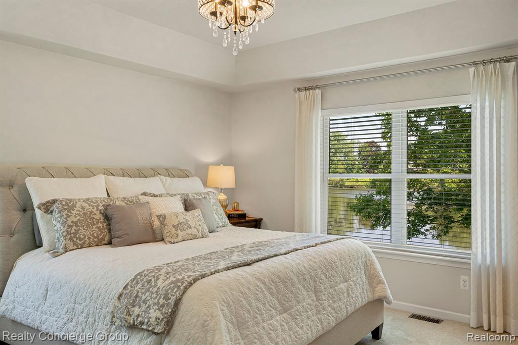 9801 BROOKFIELD Drive, Brighton, MI 48116 — Photo 27