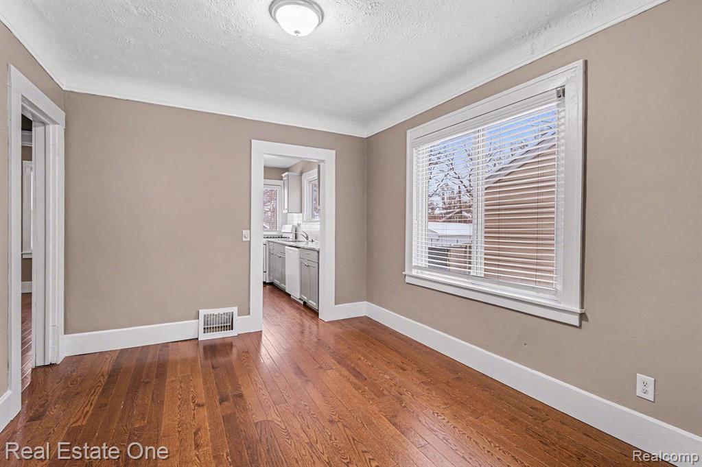 19940 Prairie Street, Detroit, MI 48221 — Photo 6