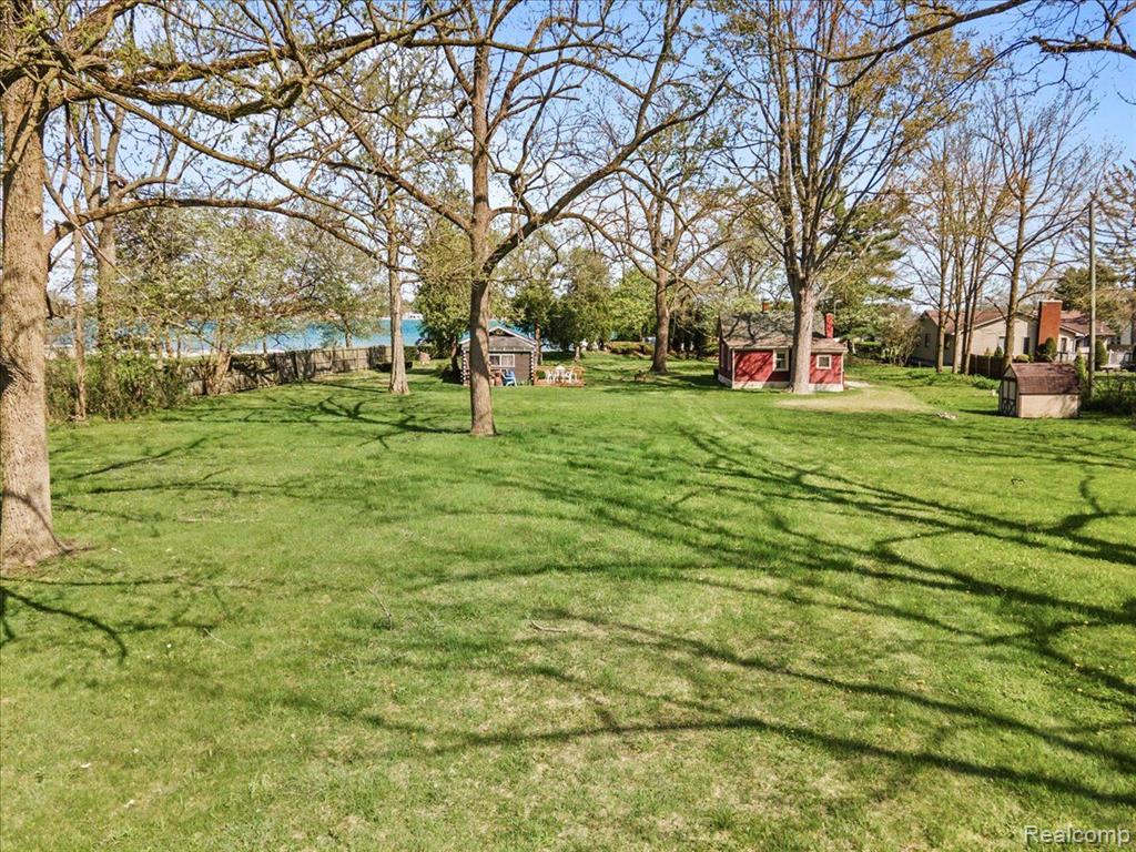 8636 N RIVER Road, Cottrellville, MI — Photo 18