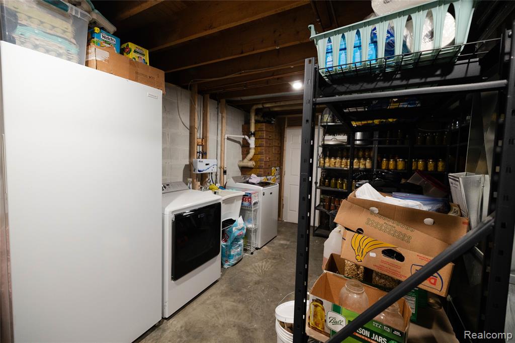 2608 N Lake Pleasant Road, Attica, MI 48412 — Photo 40