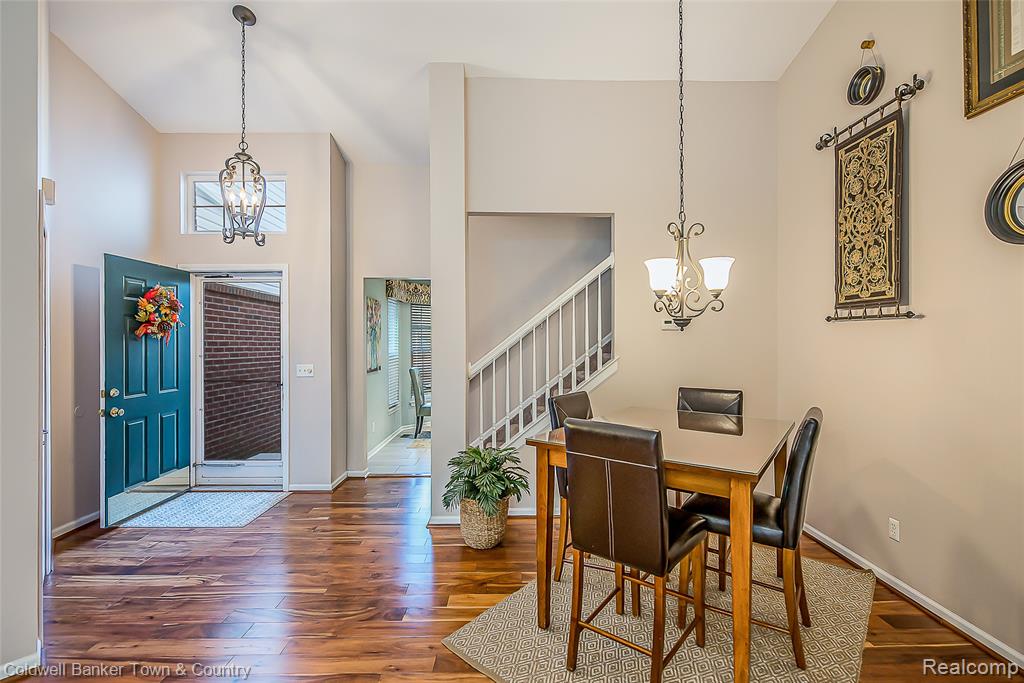 642 Chestnut Drive, Wixom, MI 48393 — Photo 15