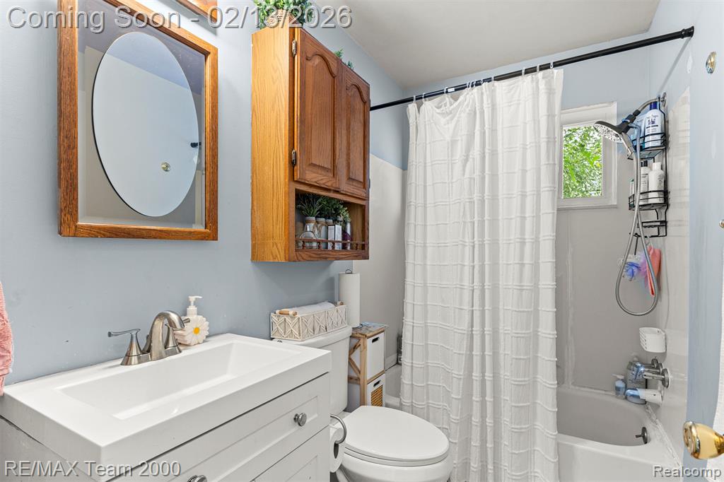 4940 Mayfair Street, Dearborn Heights, MI 48125 — Photo 13