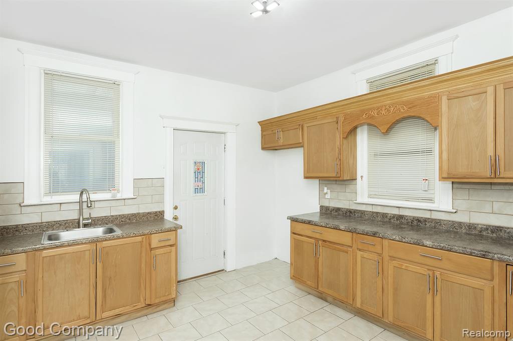 1044 N Rademacher Street, Detroit, MI 48209 — Photo 3