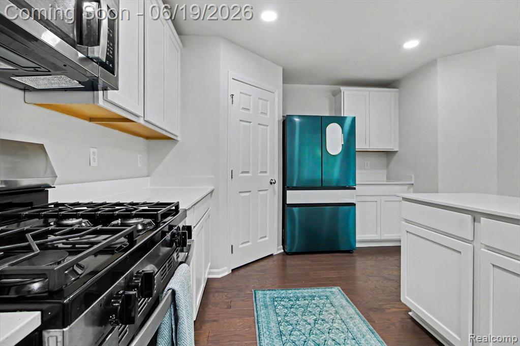 14502 Laurelwood Drive, Belleville, MI 48111 — Photo 9