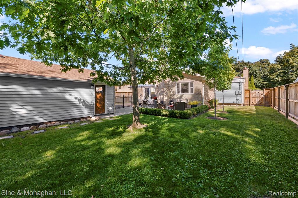 5066 Elmhurst Avenue, Royal Oak, MI 48073 — Photo 25