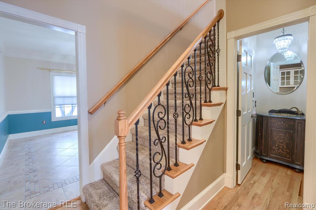 5475 Woodfield Parkway, Grand Blanc, MI 48439 — Photo 23