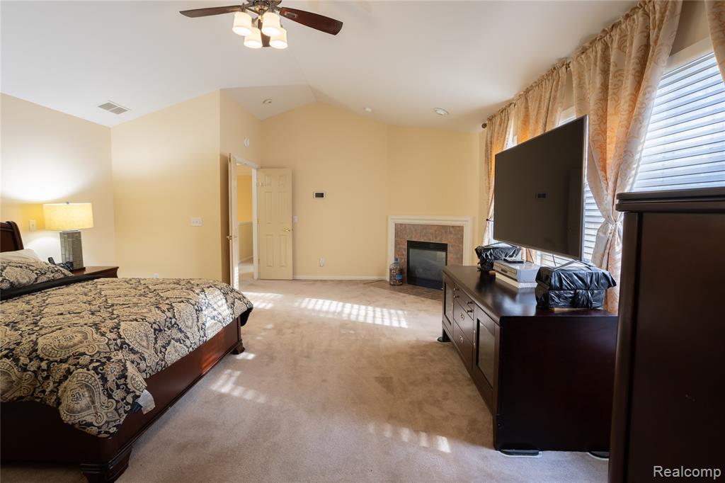 6263 Knob Bend Drive, Grand Blanc, MI 48439 — Photo 18
